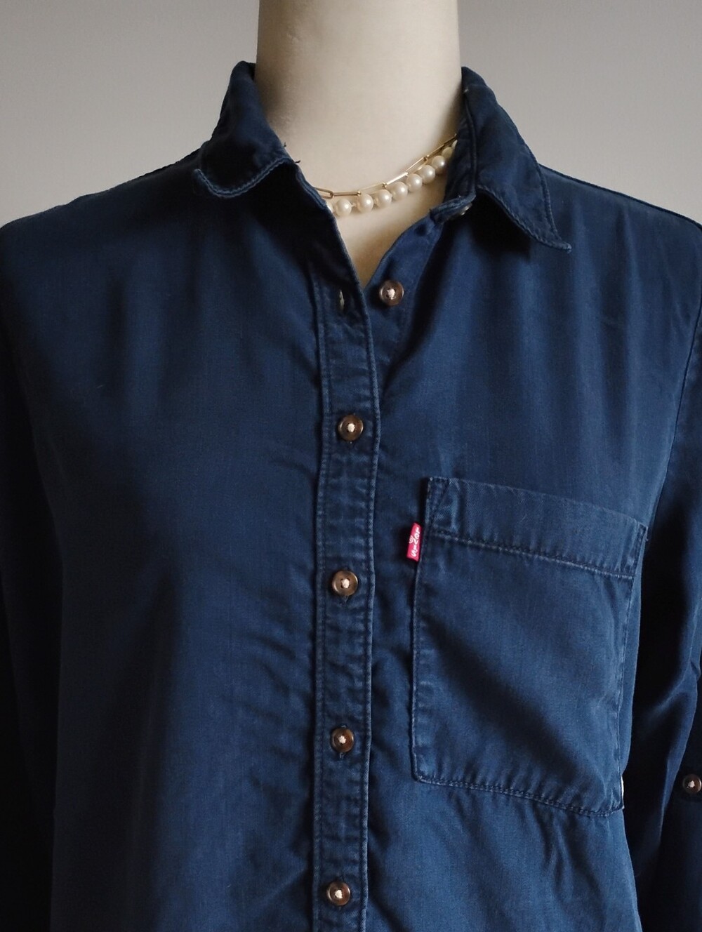 Levis Navy Blue Button Up Shirt Classic Western Neutral Coastal Size Small